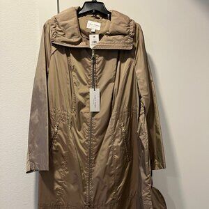Chic Cole Haan Iridescent Raincoat- Never Worn- Champaigne 1X NWT